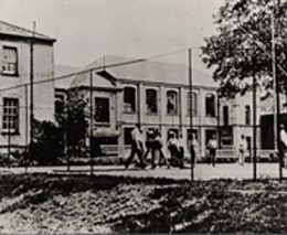 Thomas Street site with tennis court in the foreground